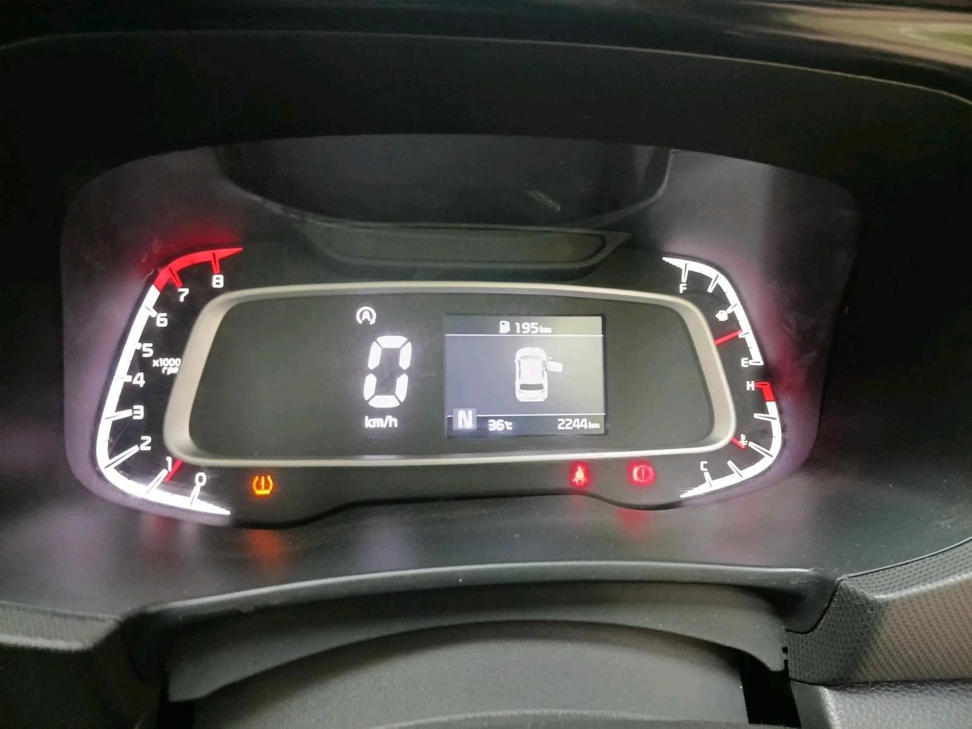 2023 KIA SONET HTK PLUS 1.0 IMT, Petrol, Manual, 39,000 km, interior