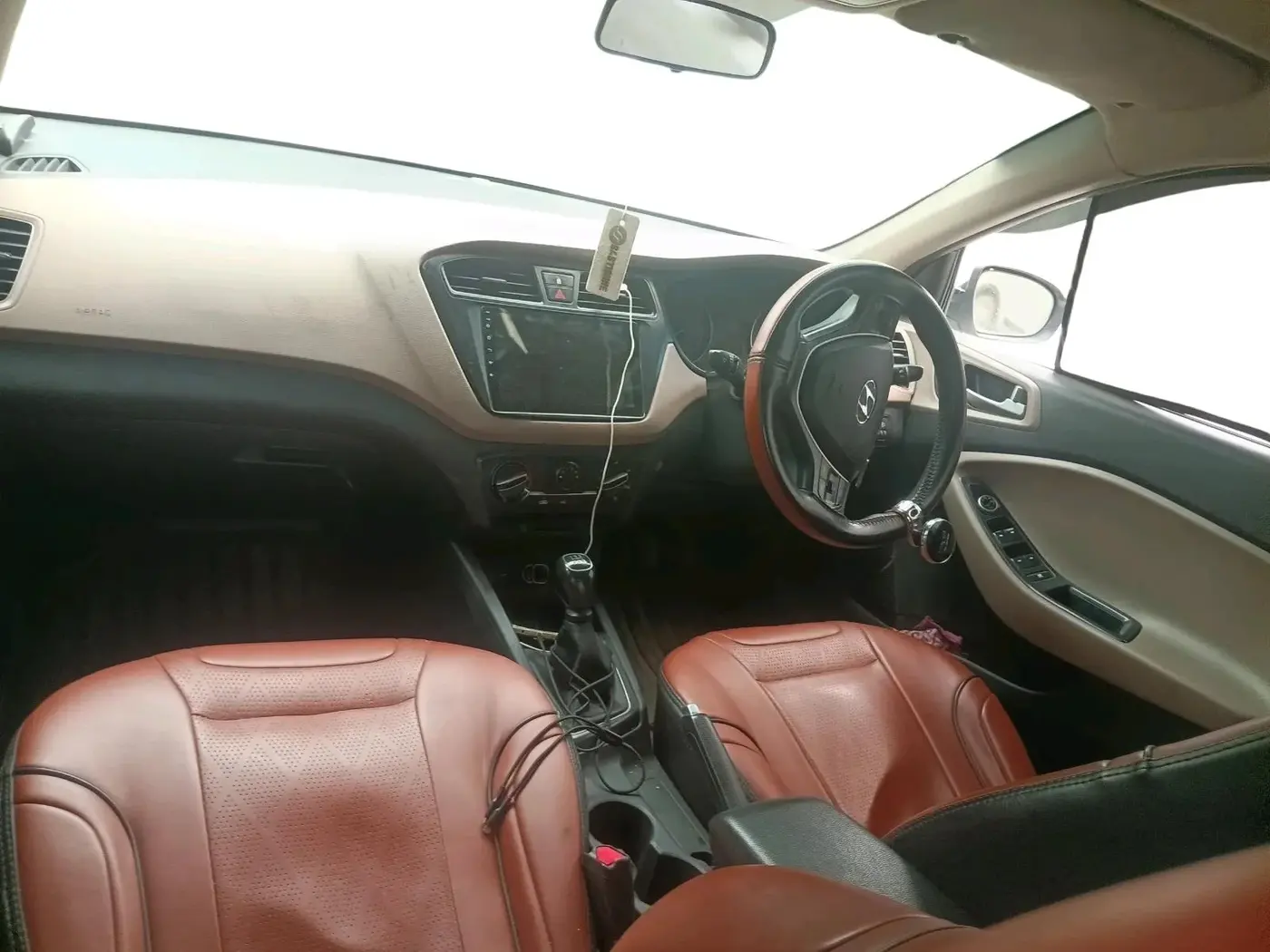 2016 Hyundai Elite i20 MAGNA 1.2, CNG, Manual, 84,320 km, interior