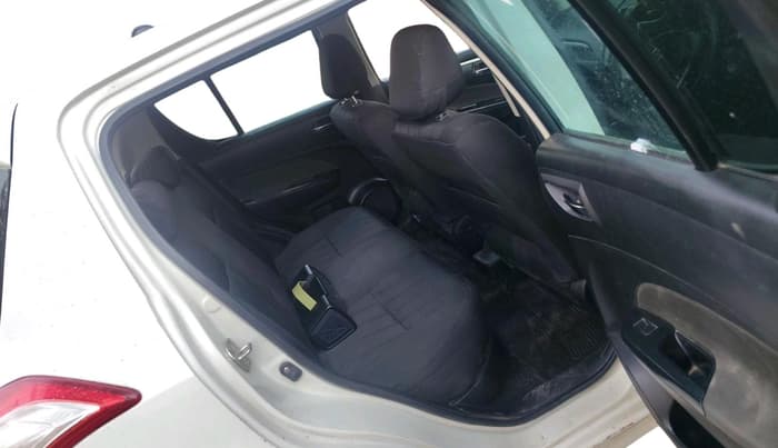 2012 Maruti Swift VDI, Diesel, Manual, 1,22,381 km, interior