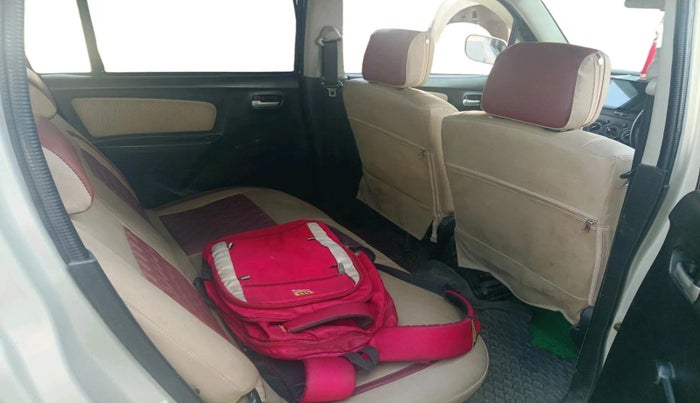 2018 Maruti Wagon R 1.0 LXI CNG, CNG, Manual, 1,08,575 km, interior