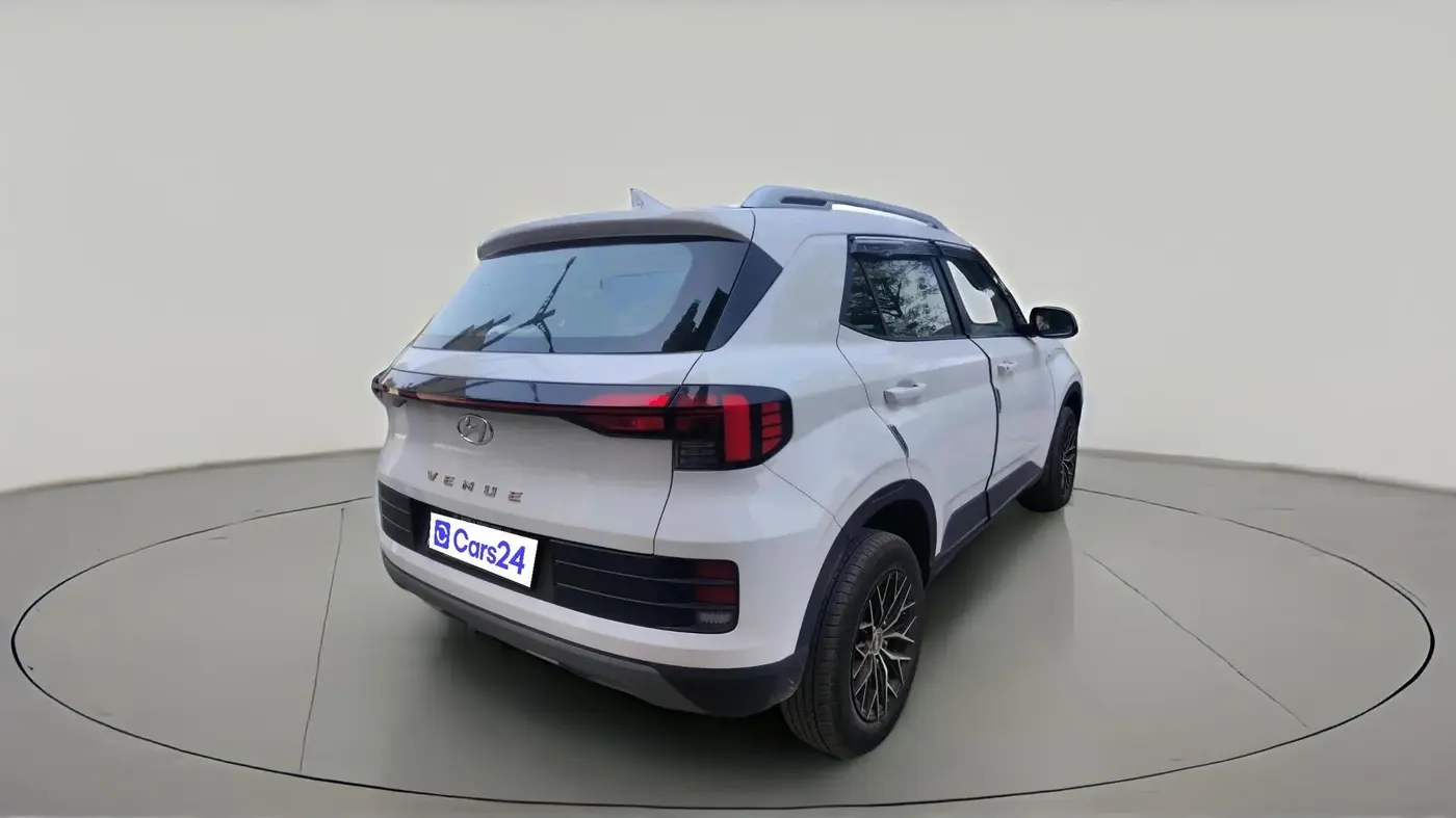 2025 Hyundai VENUE S Plus 1.2 Petrol MT, Petrol, Manual, 8,111 km, exterior