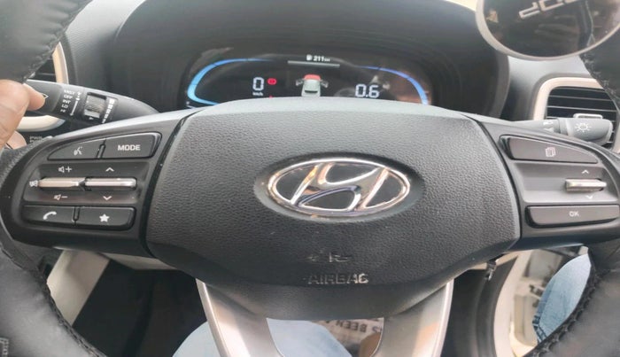 2025 Hyundai VENUE S Plus 1.2 Petrol MT, Petrol, Manual, 8,111 km, interior