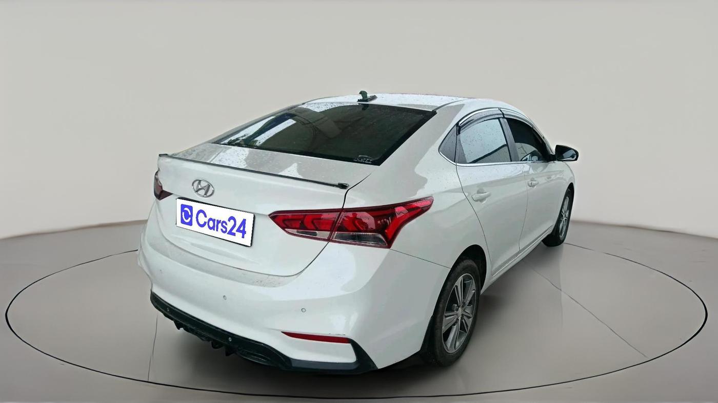 2018 Hyundai Verna 1.6 CRDI SX, Diesel, Manual, 1,09,672 km, exterior