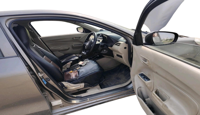 2019 Maruti Dzire LXI, CNG, Manual, 1,60,574 km, interior