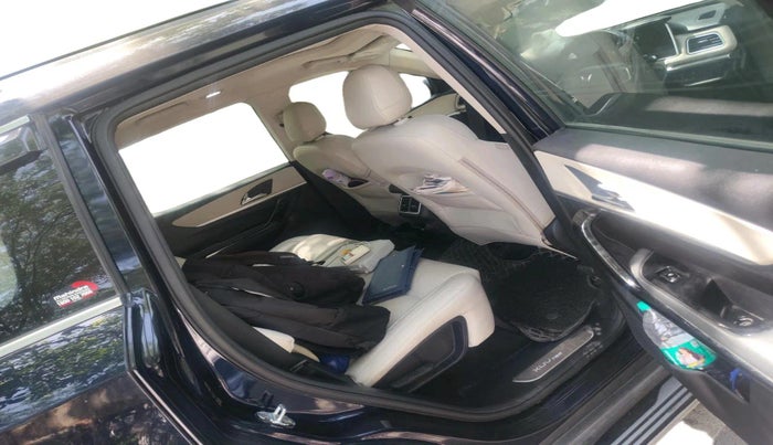 2023 Mahindra XUV700 AX 7 D AT 7 STR, Diesel, Automatic, 47,238 km, interior