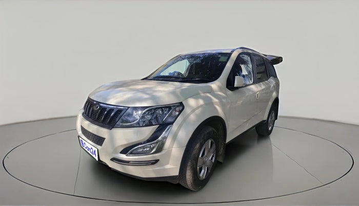 2016 Mahindra XUV500 W6, Diesel, Manual, 56,237 km, exterior