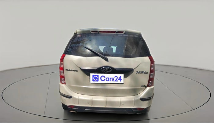 2016 Mahindra XUV500 W6, Diesel, Manual, 56,237 km, exterior