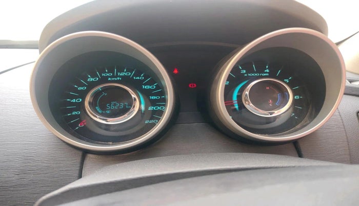 2016 Mahindra XUV500 W6, Diesel, Manual, 56,237 km, interior