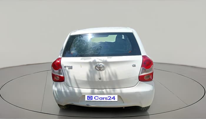 2016 Toyota Etios Liva G, CNG, Manual, 1,12,857 km, exterior
