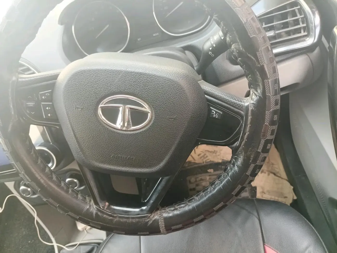 2018 Tata Tiago XZ PETROL, Petrol, Manual, 41,420 km, interior