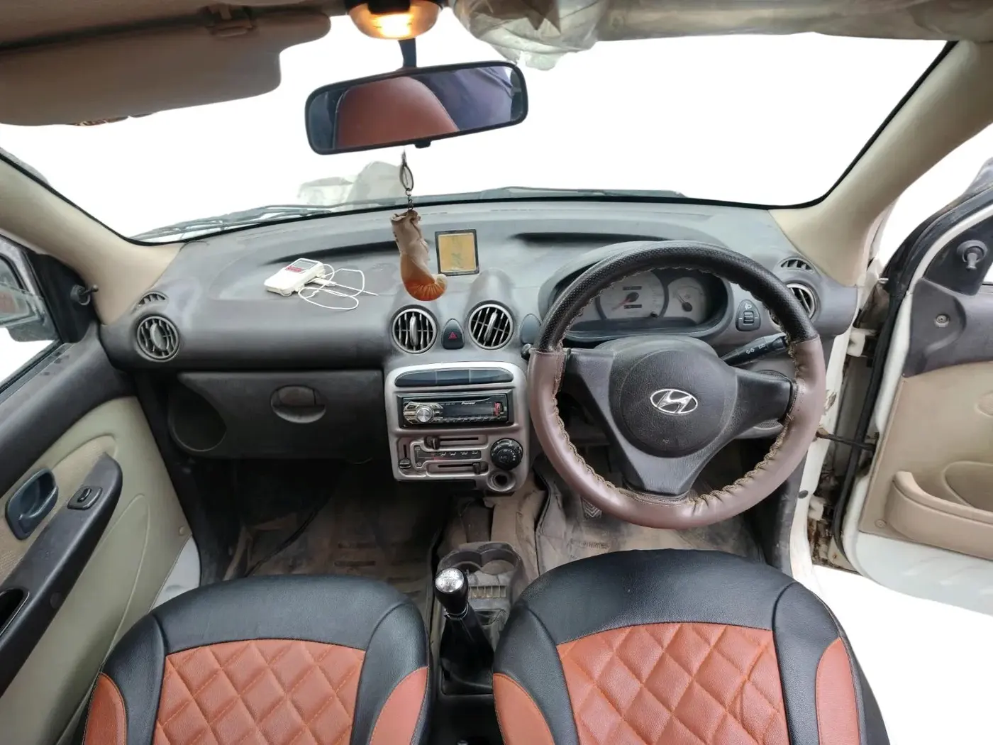 2013 Hyundai Santro Xing GL PLUS, CNG, Manual, 1,38,755 km, interior