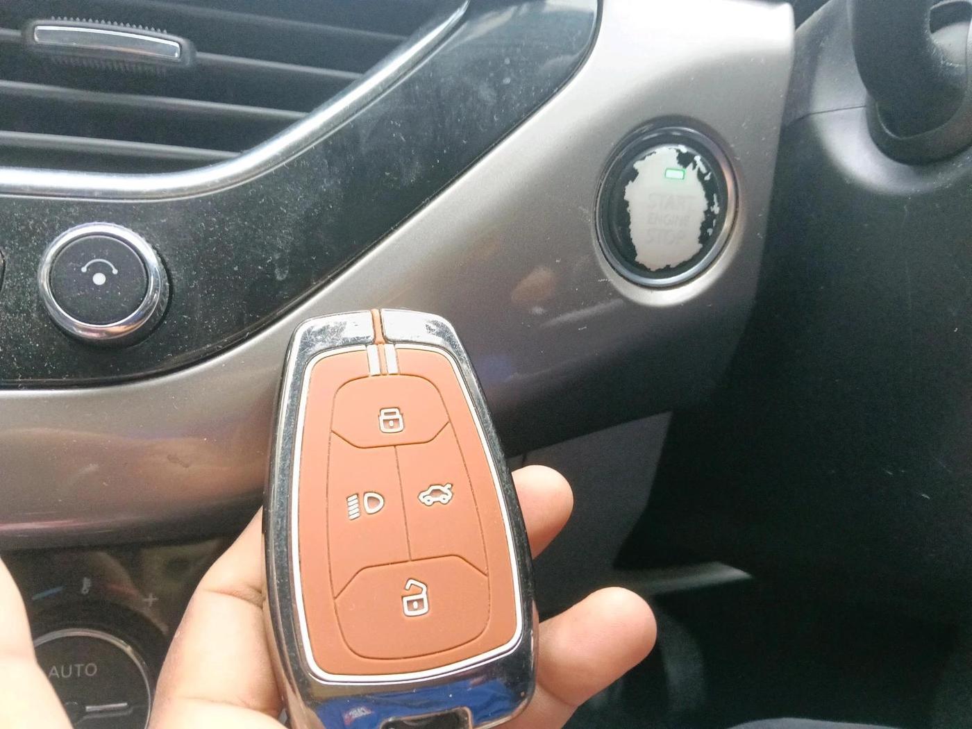 2019 Tata NEXON XZ PLUS PETROL, Petrol, Manual, 42,469 km, interior
