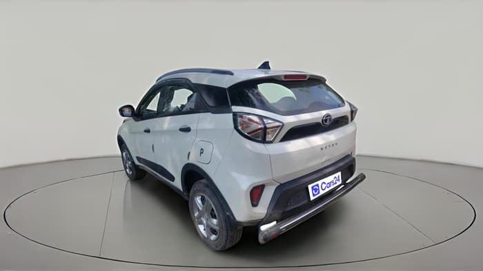 2023 Tata NEXON XM PETROL, Petrol, Manual, 16,386 km, exterior