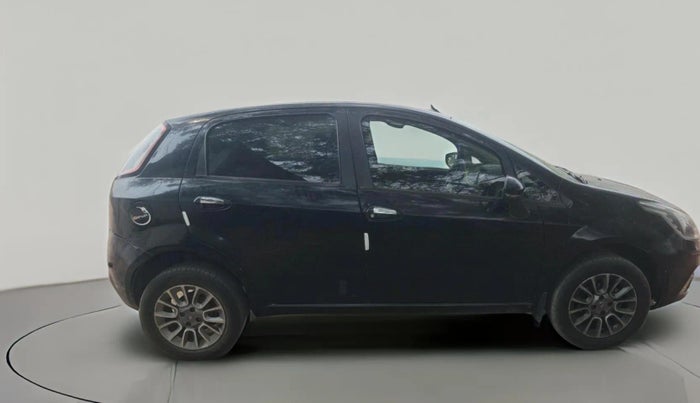 2015 Fiat Punto EVO EMOTION 1.3 MULTIJET, Diesel, Manual, 1,22,406 km, exterior