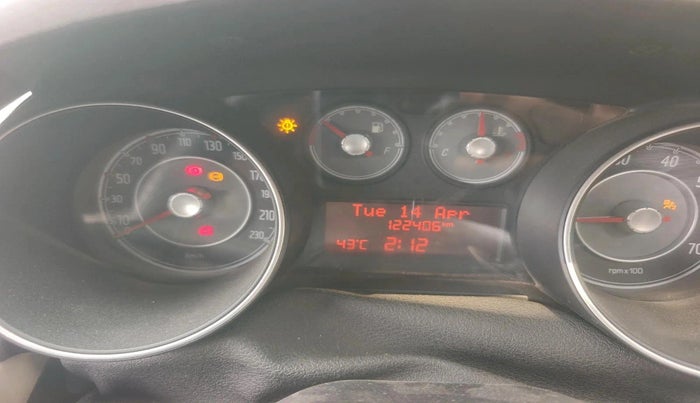 2015 Fiat Punto EVO EMOTION 1.3 MULTIJET, Diesel, Manual, 1,22,406 km, interior