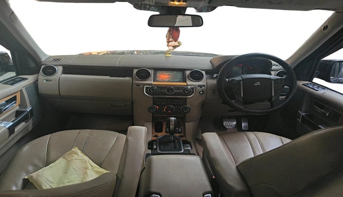 2012 Landrover Discovery 4 SDV6 SE, Diesel, Automatic, 2,01,079 km, interior