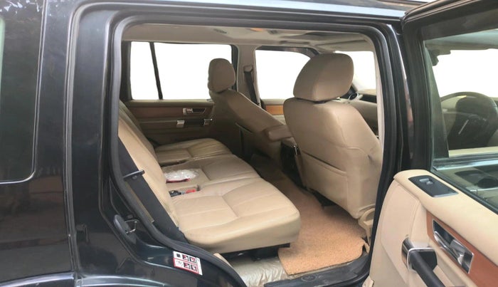 2012 Landrover Discovery 4 SDV6 SE, Diesel, Automatic, 2,01,079 km, interior