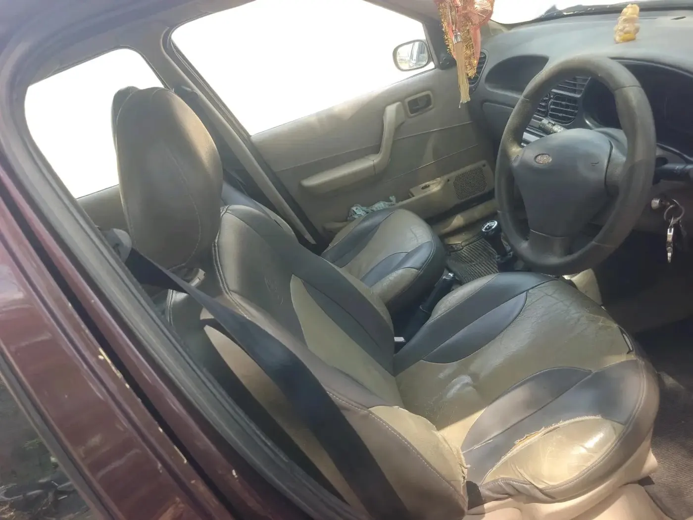 2010 Ford Ikon 1.4 DIESEL, Diesel, Manual, 1,57,965 km, interior