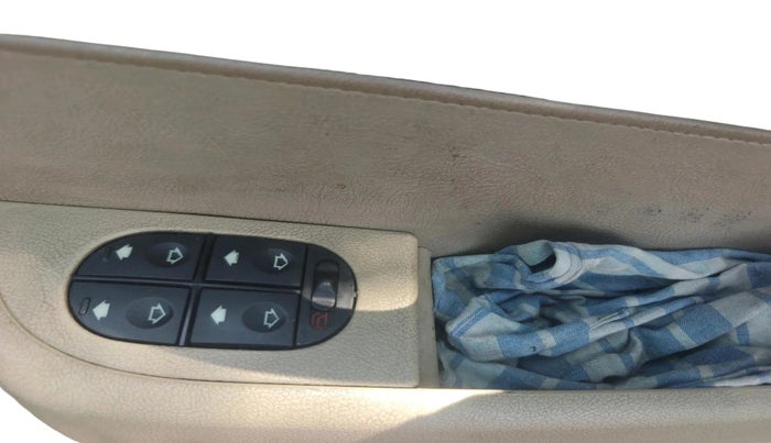 2010 Ford Ikon 1.4 DIESEL, Diesel, Manual, 1,57,965 km, interior