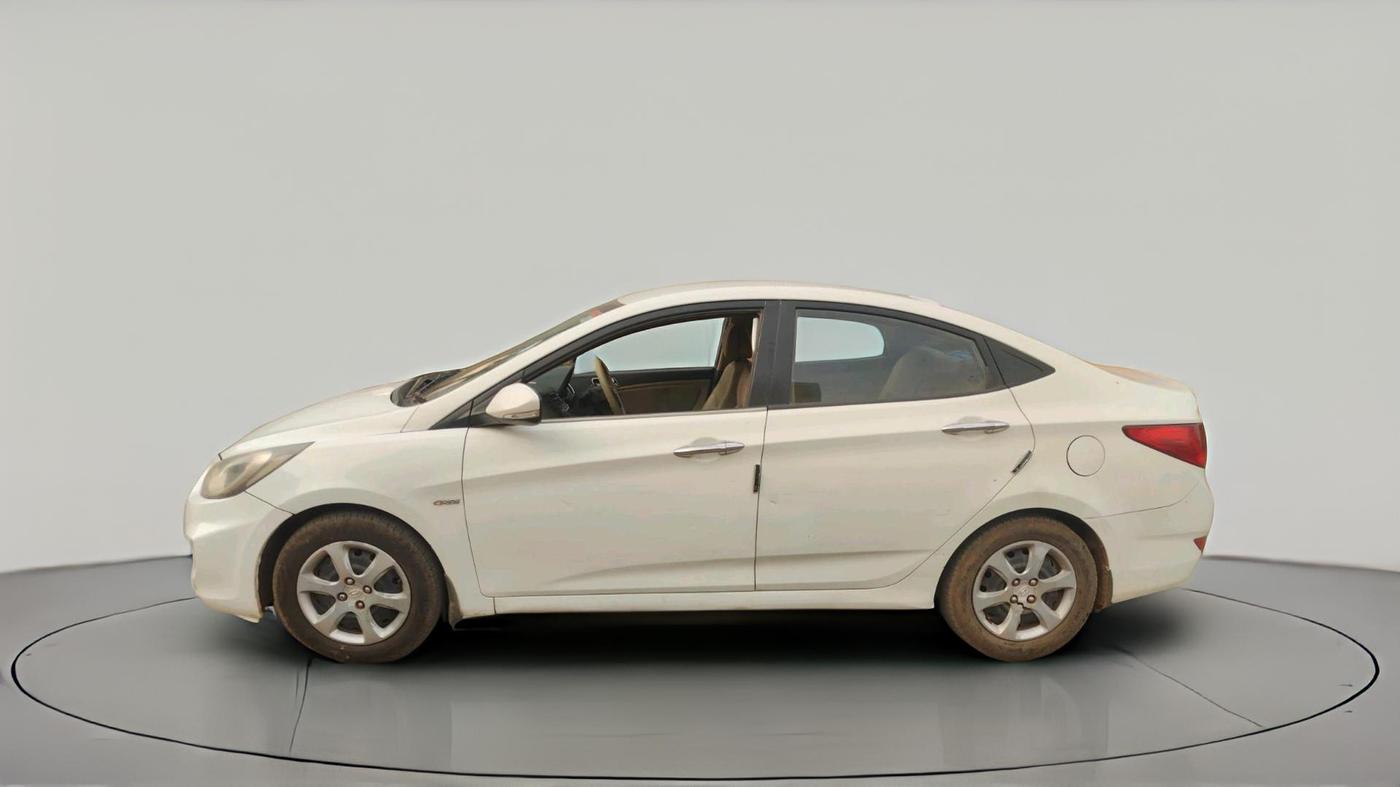 2011 Hyundai Verna FLUIDIC 1.6 CRDI, Diesel, Manual, 1,74,573 km, exterior