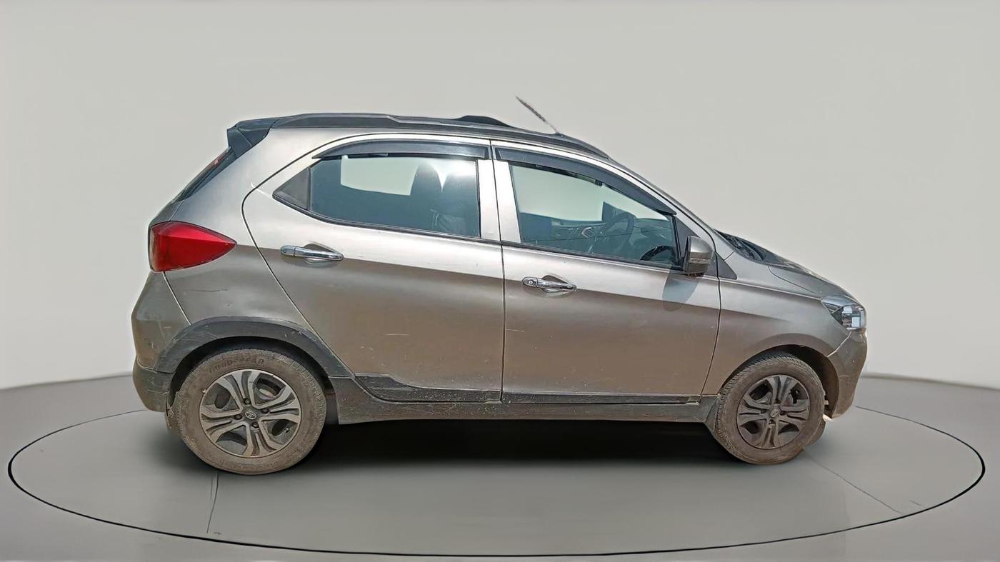 2019 Tata TIAGO NRG PETROL, Petrol, Manual, 40,068 km, exterior