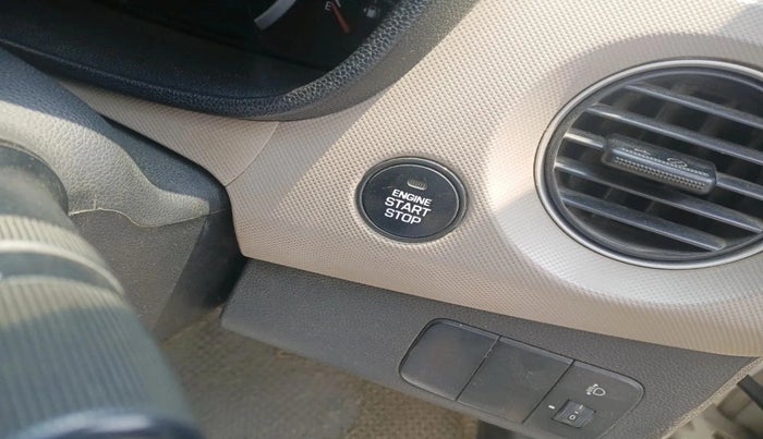 2016 Hyundai Grand i10 ASTA (O) 1.2 KAPPA VTVT, Petrol, Manual, 59,342 km, interior