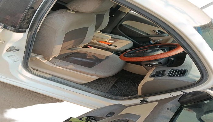 2012 Volkswagen Vento TRENDLINE DIESEL 1.6, Diesel, Manual, 82,591 km, interior