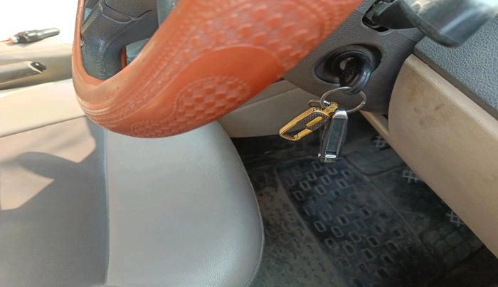 2012 Volkswagen Vento TRENDLINE DIESEL 1.6, Diesel, Manual, 82,591 km, interior