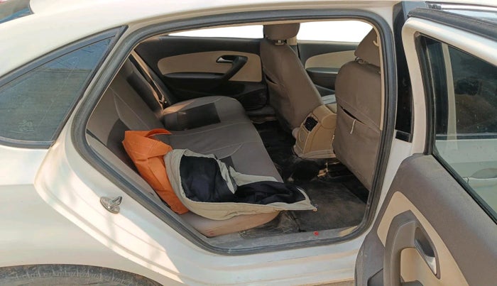 2012 Volkswagen Vento TRENDLINE DIESEL 1.6, Diesel, Manual, 82,591 km, interior