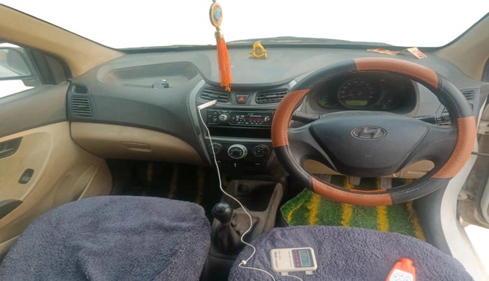 2014 Hyundai Eon ERA +, Petrol, Manual, 73,578 km, interior