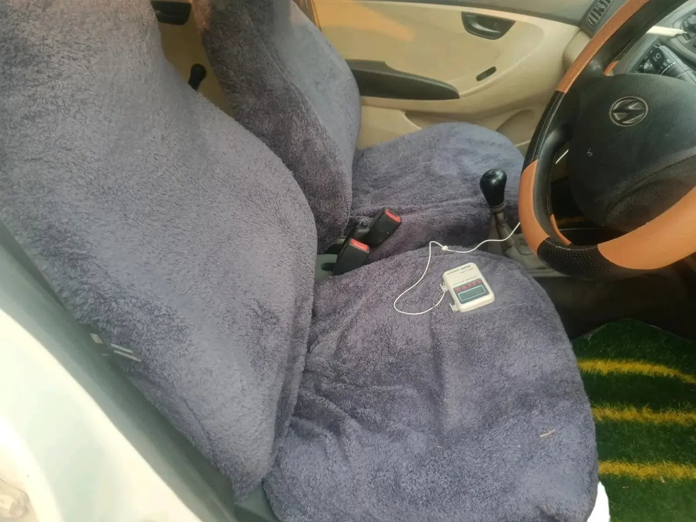 2014 Hyundai Eon ERA +, Petrol, Manual, 73,578 km, interior