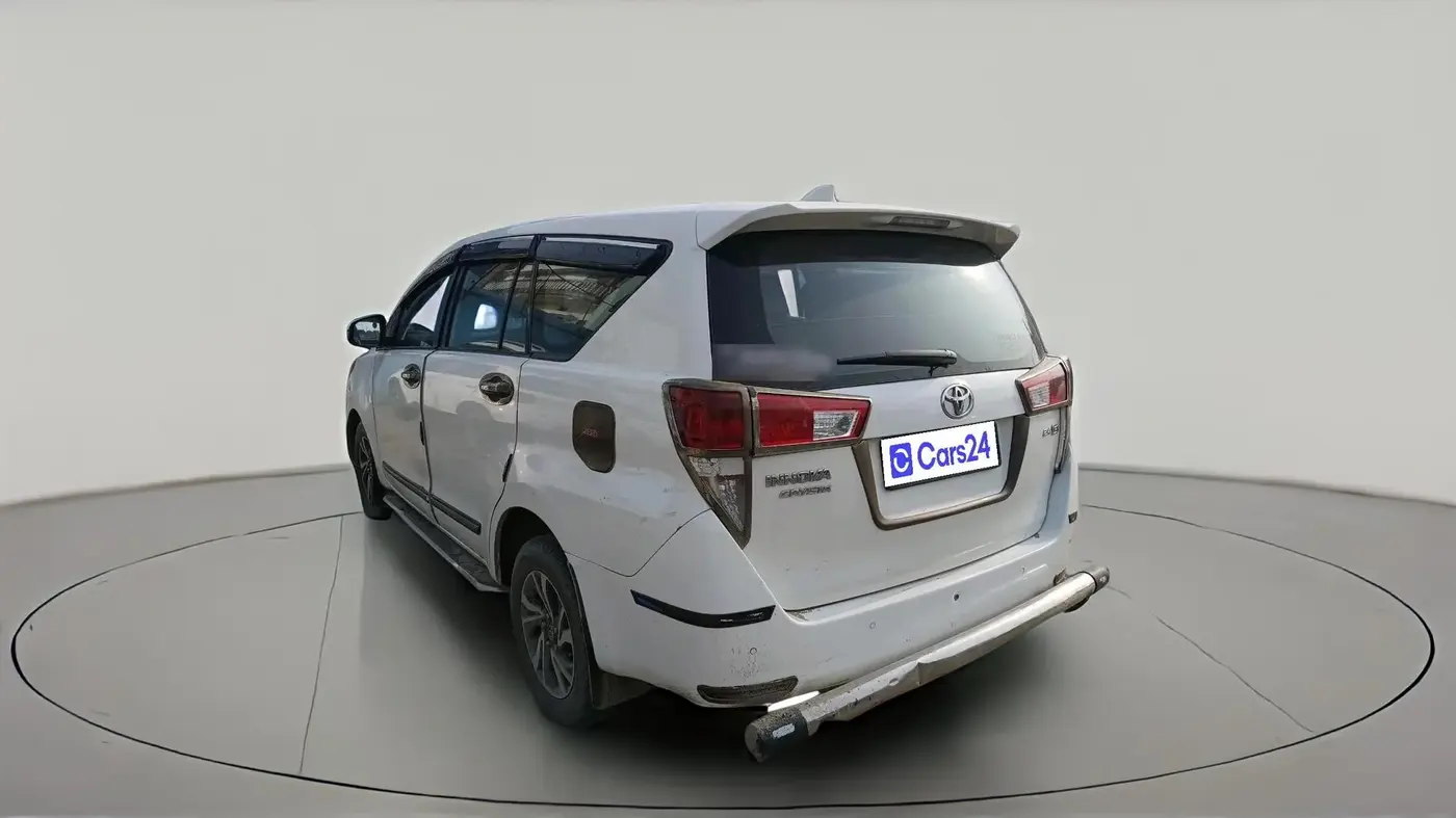 2021 Toyota Innova Crysta 2.4 GX 8 STR, Diesel, Manual, 1,79,908 km, exterior