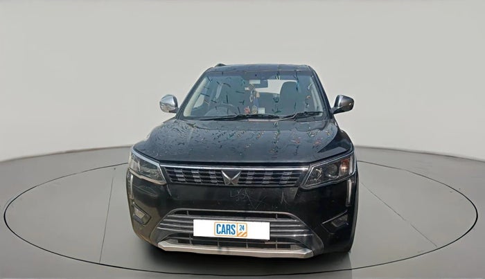 2021 Mahindra XUV300 W8 (O) 1.5 DIESEL, Diesel, Manual, 95,093 km, exterior