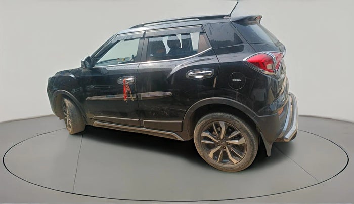 2021 Mahindra XUV300 W8 (O) 1.5 DIESEL, Diesel, Manual, 95,093 km, exterior