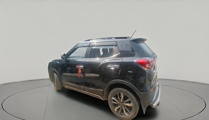2021 Mahindra XUV300 W8 (O) 1.5 DIESEL, Diesel, Manual, 95,093 km, exterior
