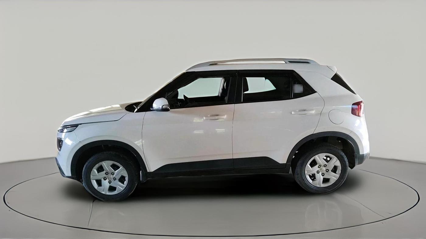 2020 Hyundai VENUE S+ 1.2, Petrol, Manual, 40,273 km, exterior
