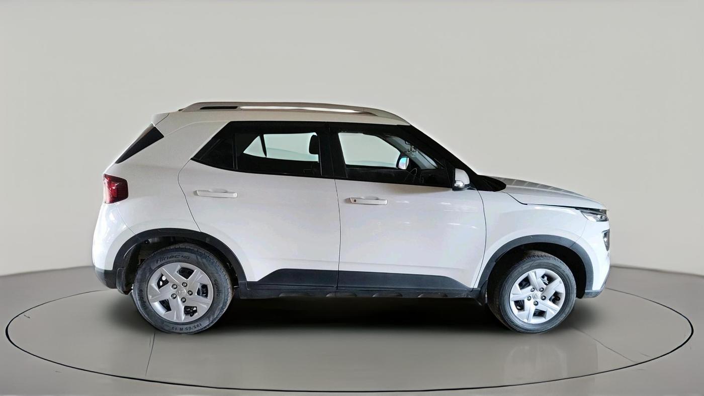 2020 Hyundai VENUE S+ 1.2, Petrol, Manual, 40,273 km, exterior