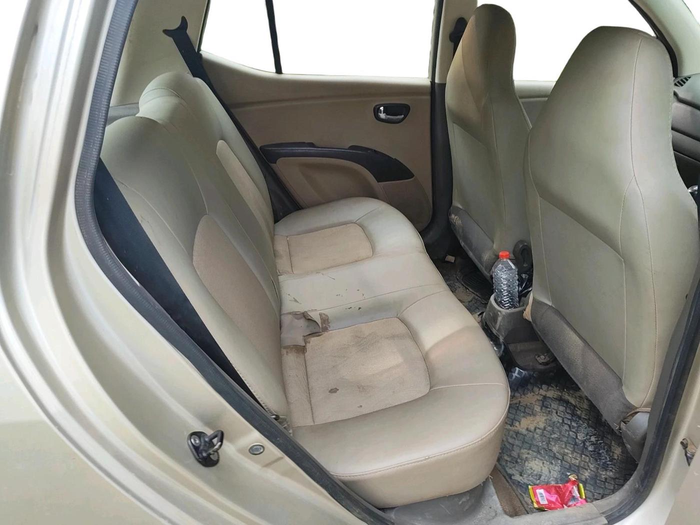 2011 Hyundai i10 MAGNA 1.2, Petrol, Manual, 50,754 km, interior