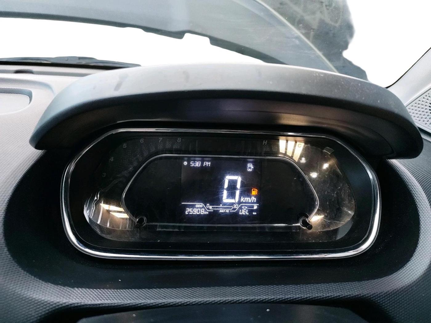 2023 Tata Tiago XZ PETROL, Petrol, Manual, 25,908 km, interior