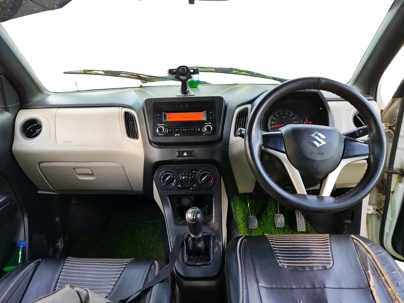 2022 Maruti New Wagon-R VXI 1.0, Petrol, Manual, 48,697 km, interior