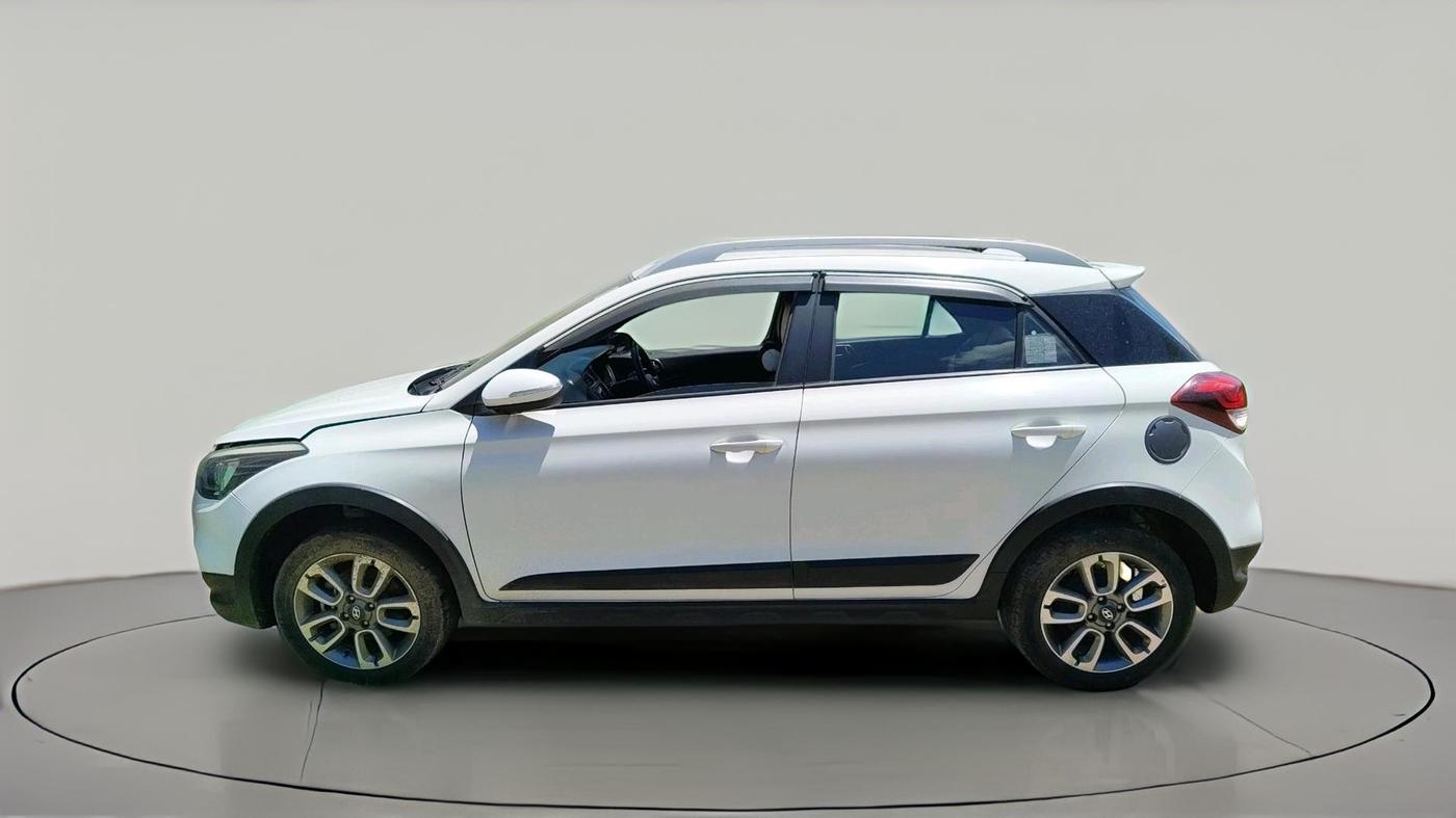 2018 Hyundai i20 Active 1.2 S, Petrol, Manual, 29,874 km, exterior