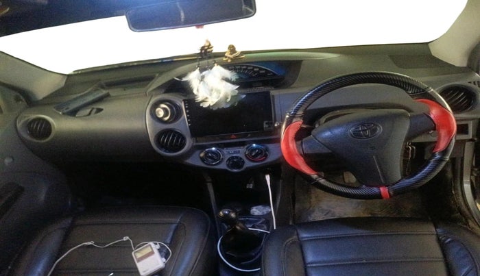 2013 Toyota Etios Liva G, Petrol, Manual, 55,112 km, interior