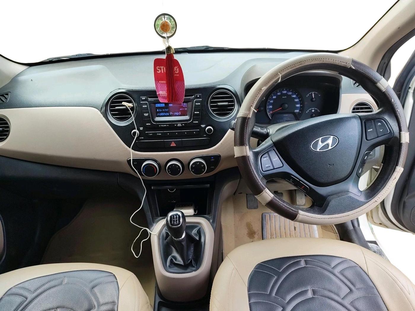 2015 Hyundai Xcent S 1.2, Petrol, Manual, 53,968 km, interior