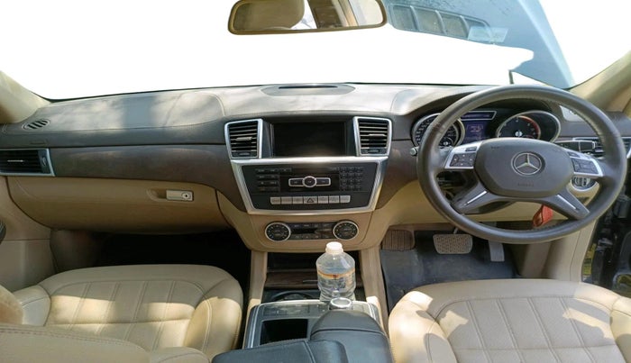 2015 Mercedes Benz GL Class 350 CDI 4Matic, Diesel, Automatic, 1,09,487 km, interior
