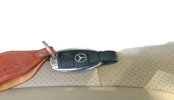 2015 Mercedes Benz GL Class 350 CDI 4Matic, Diesel, Automatic, 1,09,487 km, interior