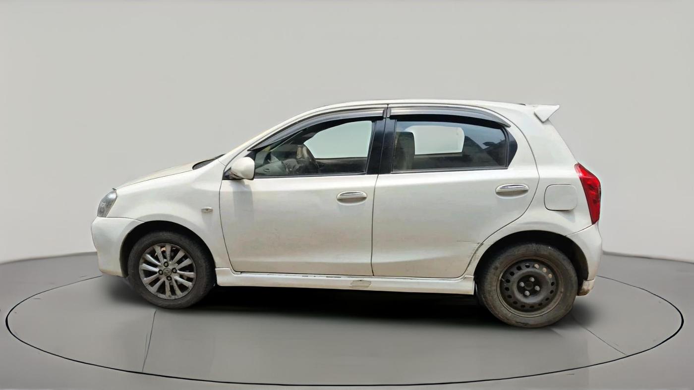 2011 Toyota Etios Liva VX, Petrol, Manual, 61,418 km, exterior