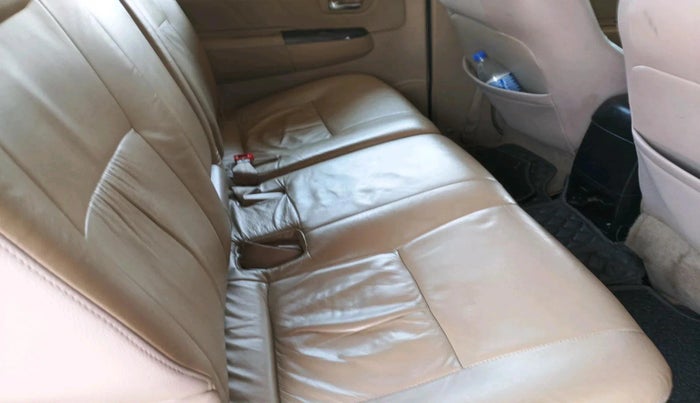 2016 Toyota Fortuner 3.0 4X2 AT, Diesel, Automatic, 1,73,464 km, interior