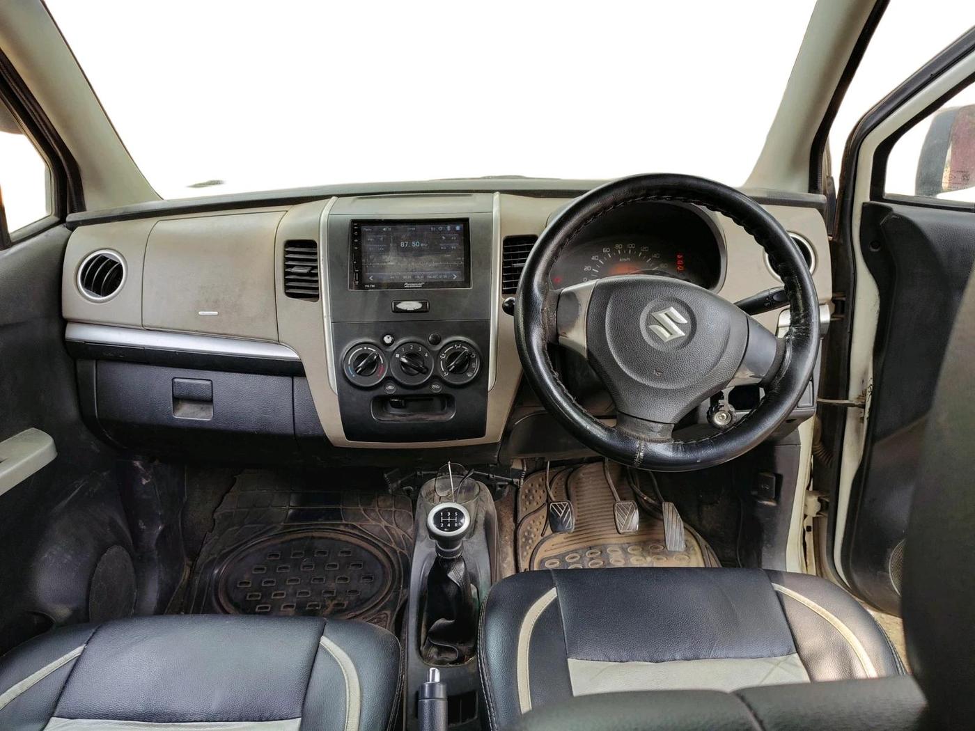 2016 Maruti Wagon R 1.0 LXI CNG, CNG, Manual, 1,39,309 km, interior