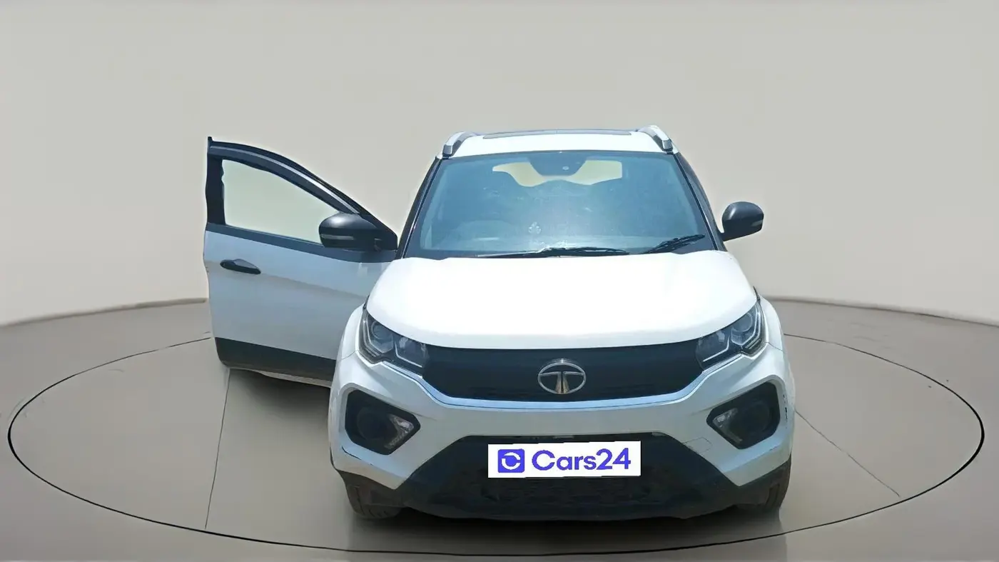 2021 Tata NEXON XM SUNROOF DIESEL, Diesel, Manual, 1,16,761 km, exterior