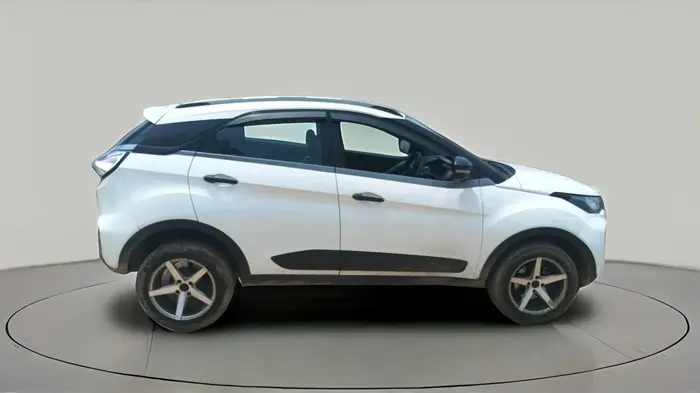 2021 Tata NEXON XM SUNROOF DIESEL, Diesel, Manual, 1,16,761 km, exterior